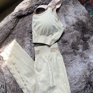 Bo and Tee seamless set Ivory